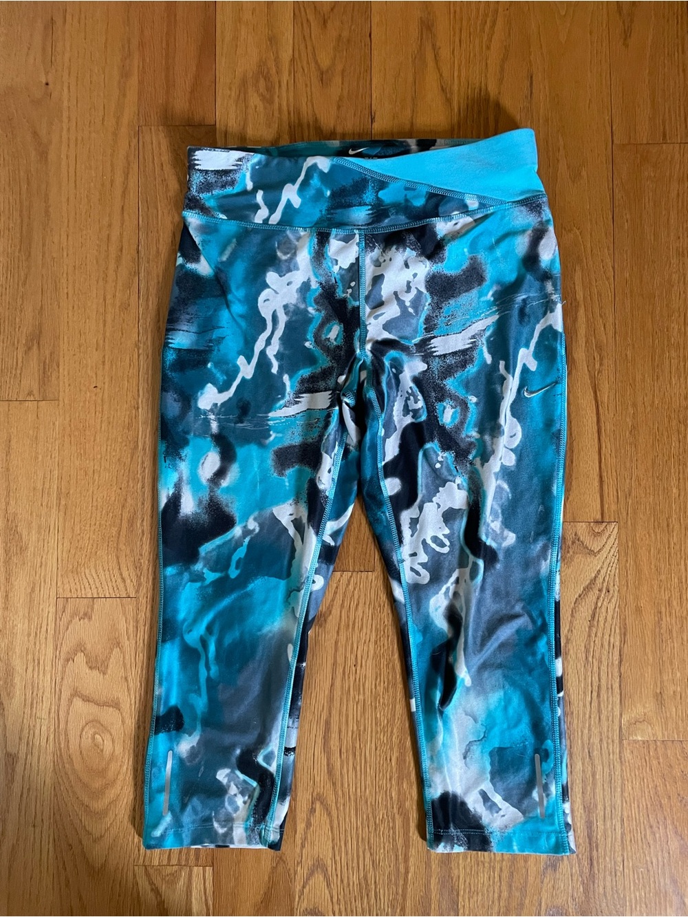 Nike Turquoise and Gray Camo Capri Running Leggings